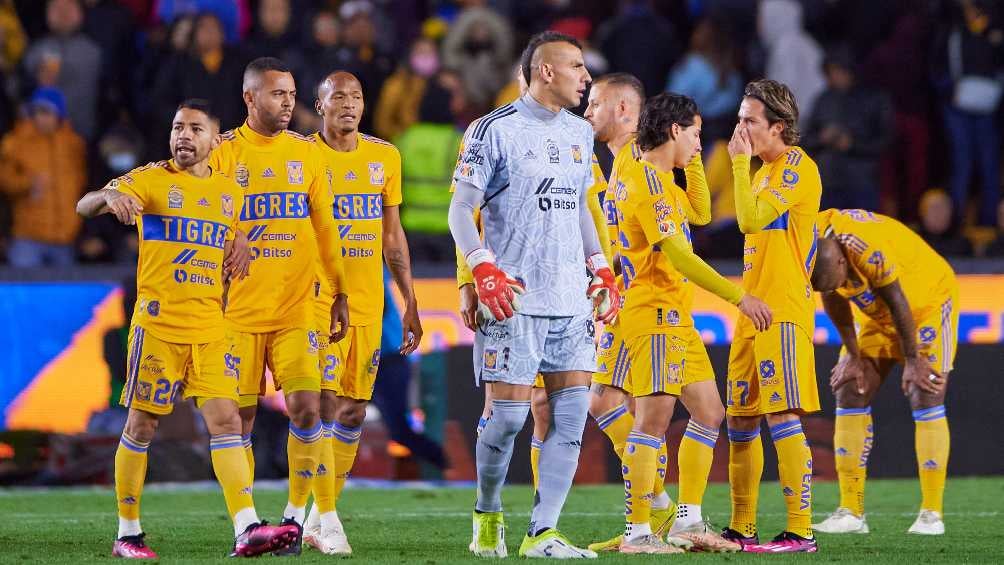 Jugadores de Tigres derrotados