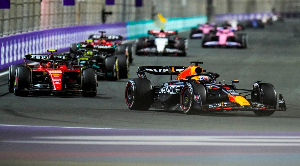 Verstappen remontó 13 lugares para quedarse con la segunda posición