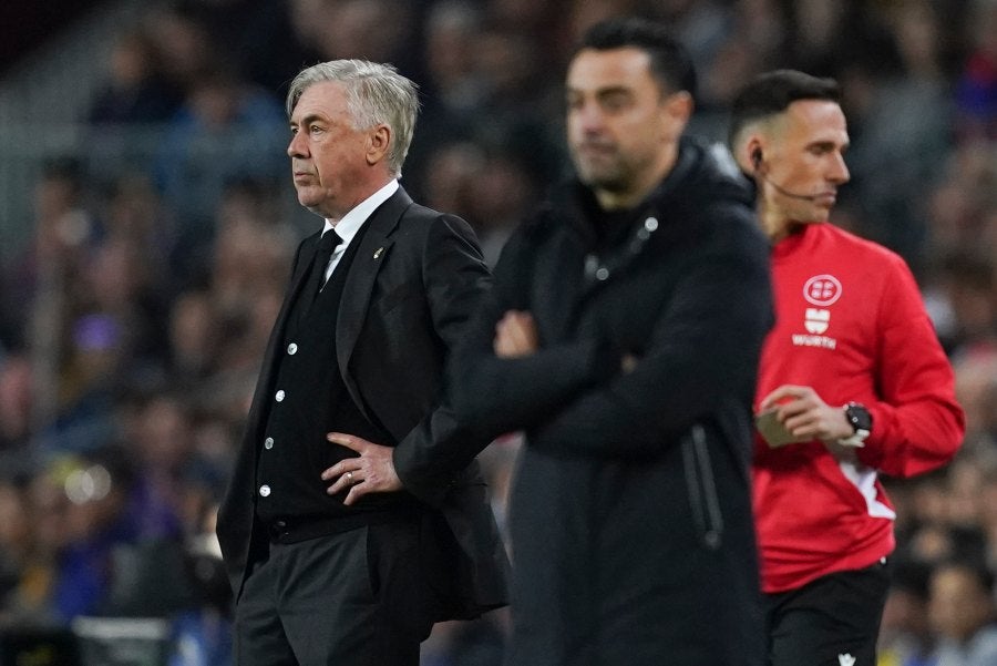 Ancelotti y Xavi en el Clásico de España