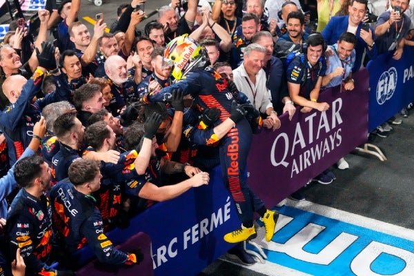 El equipo de Red Bull en celebración 