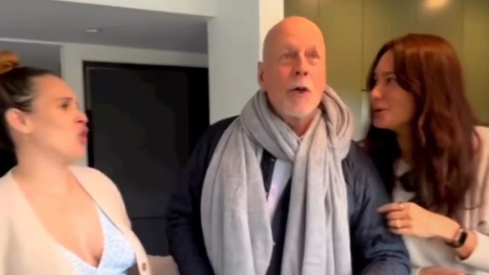 VIDEO: Bruce Willis celebró su cumpleaños; Demi Moore, su exesposa compartió el emotivo momento