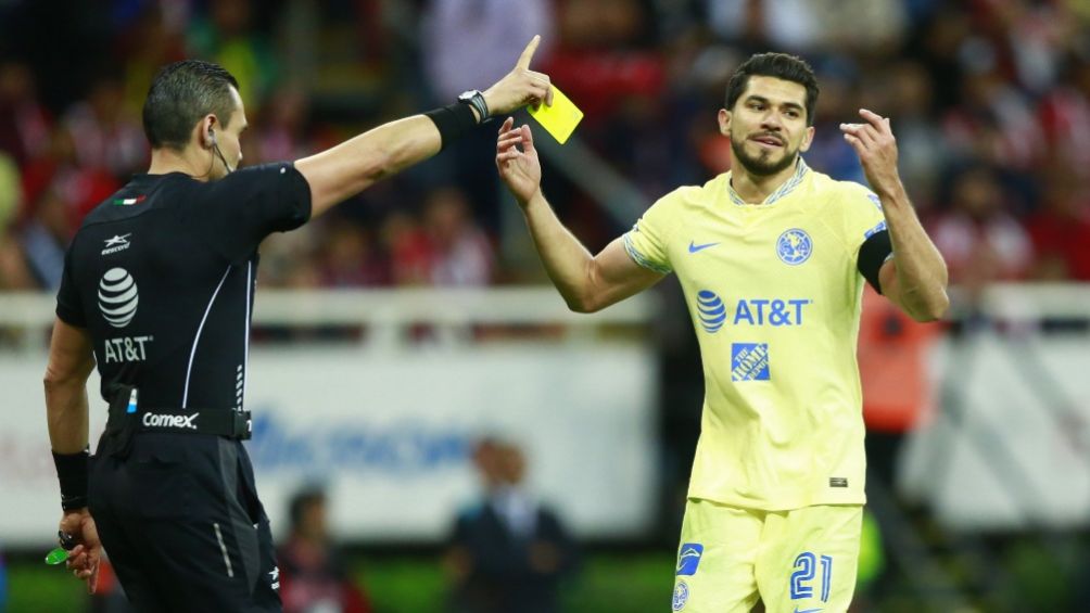 Henry Martín recibió multa 