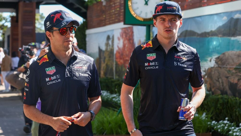 Verstappen y Checo, pilotos de Red Bull