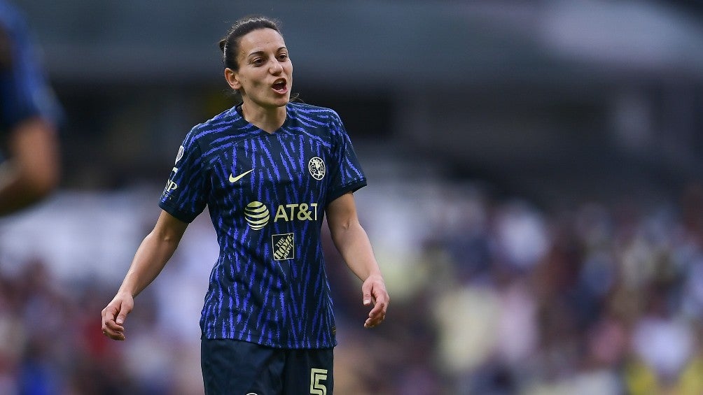 Aurelie Kaci 'minimizó' buen momento de Chivas Femenil previo al Clásico Nacional