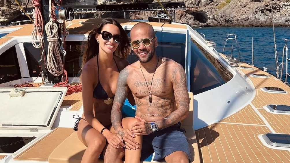 Joana Sanz y Dani Alves de vacaciones 