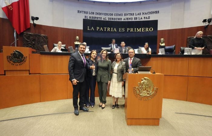 Representantes del INAI durante el #InformeINAI2022 en el Senado