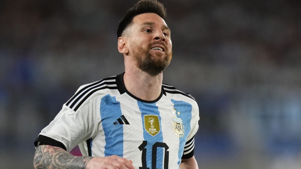 Messi se emocionó con el himno de Argentina