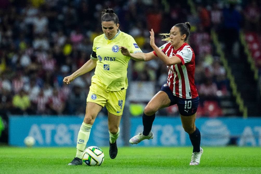 Chivas no pudo con América en el Clásico Femenil