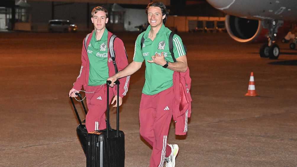 Jugadores mexicanos en el aeropuerto de Surinam