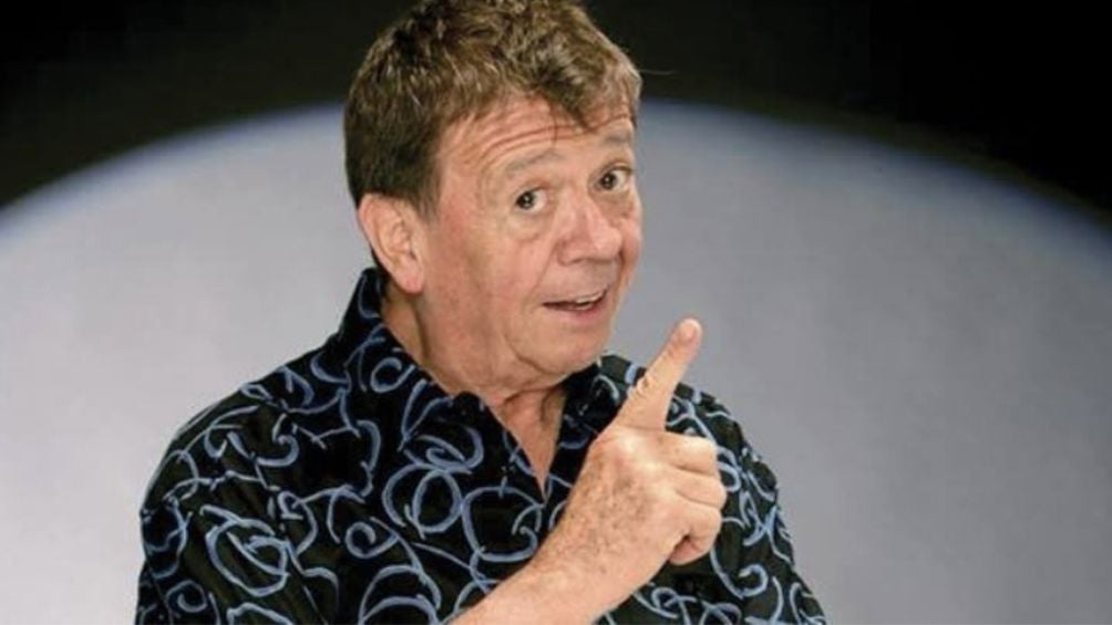 Chabelo durante un promocional de telvisión