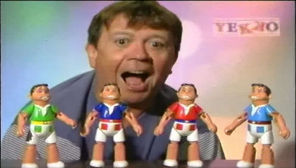 Chabelo en el comercial de su juguete