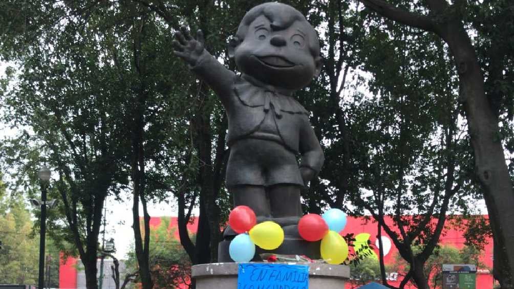 Estatua de la caricatura de Chabelo