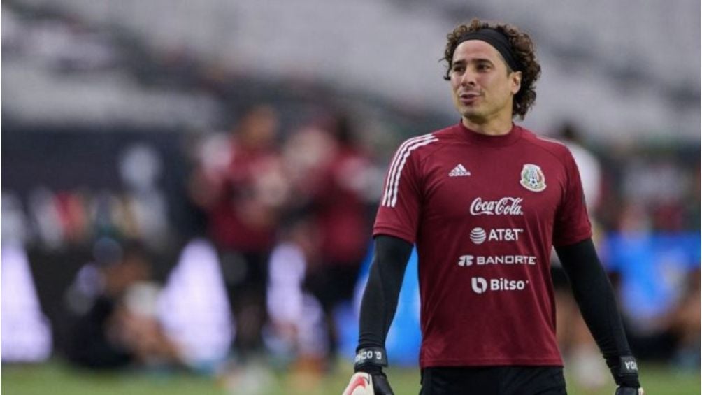 Ochoa en un calentamiento con el Tricolor