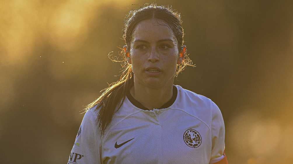 Scarlett Camberos jugando con América Femenil