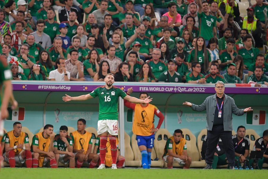 Héctor Herrera en partido con México 