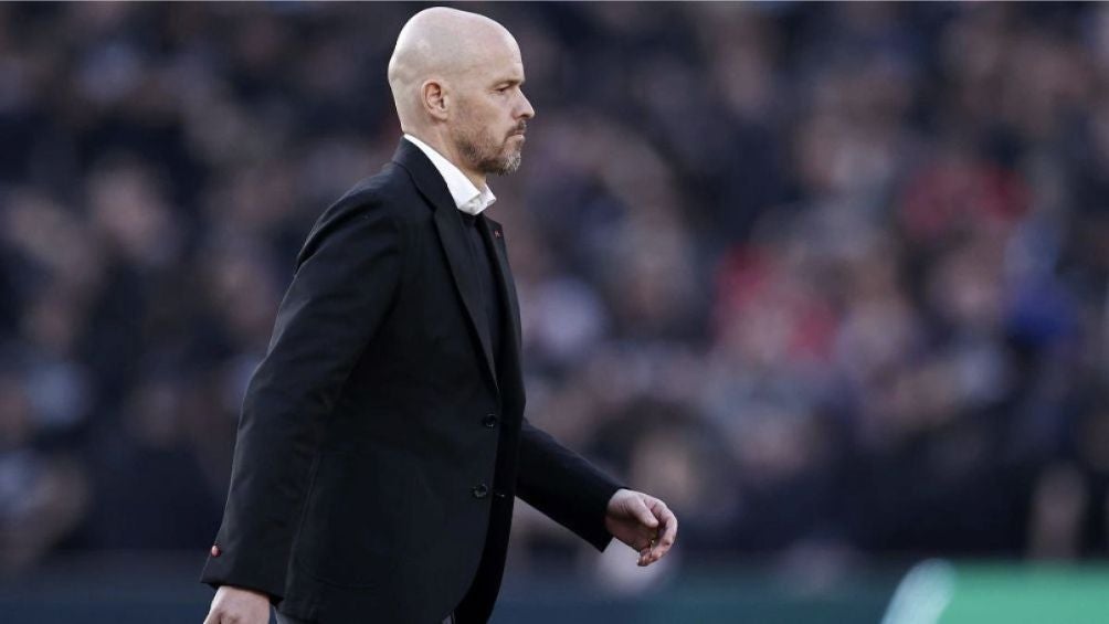 Erik Ten Hag en un partido con el ManU