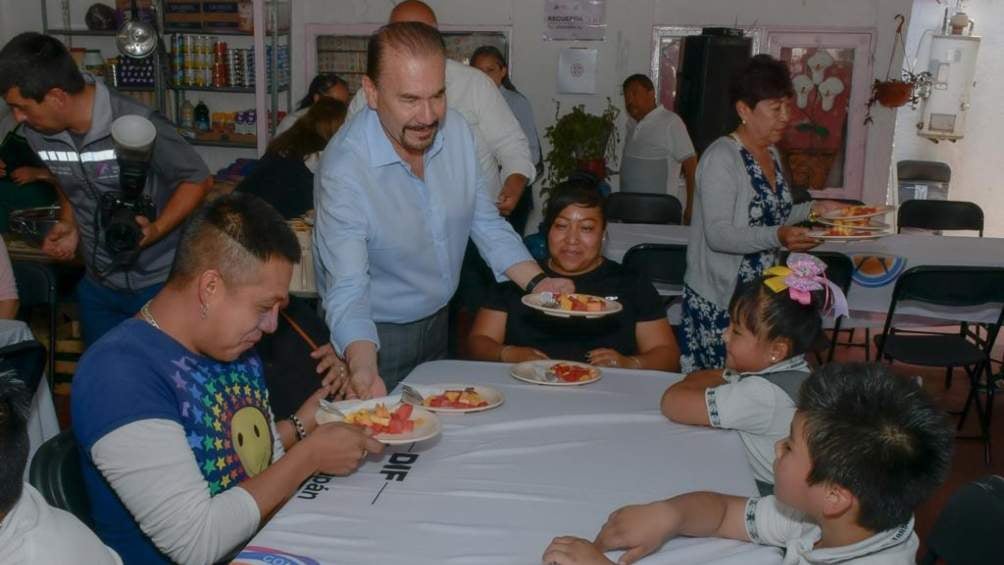 Entregan 270 mi comidas en 43 comedores municipales en Atizapán de Zaragoza