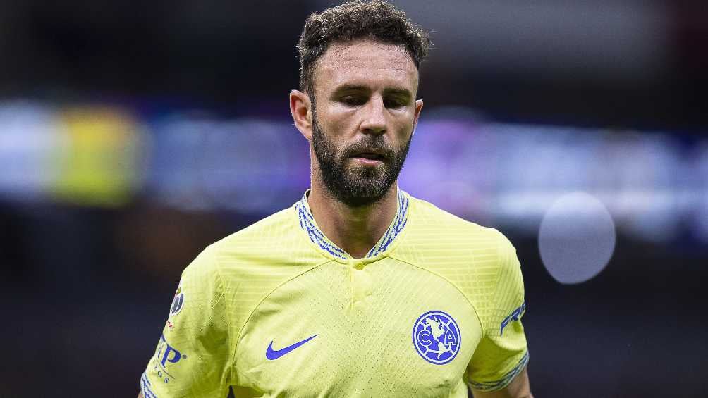 Layún preocupado con América