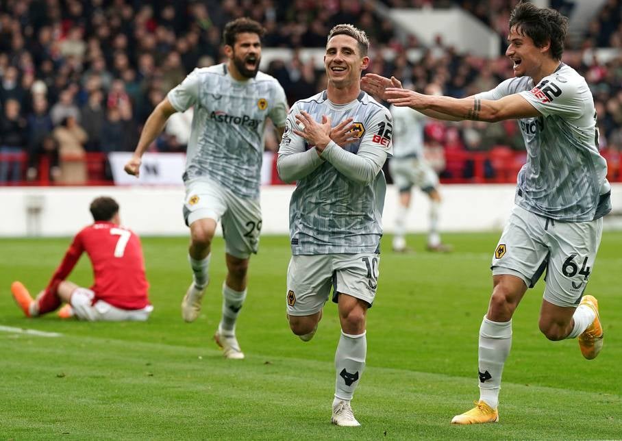 Daniel Podence celebra el gol del empate