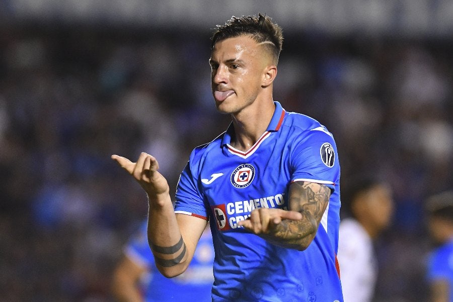 Lotti en juego con Cruz Azul