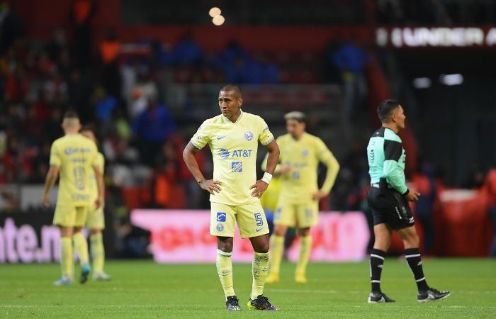 Pedro Aquino en la semifinal ante Toluca del Apertura 2022