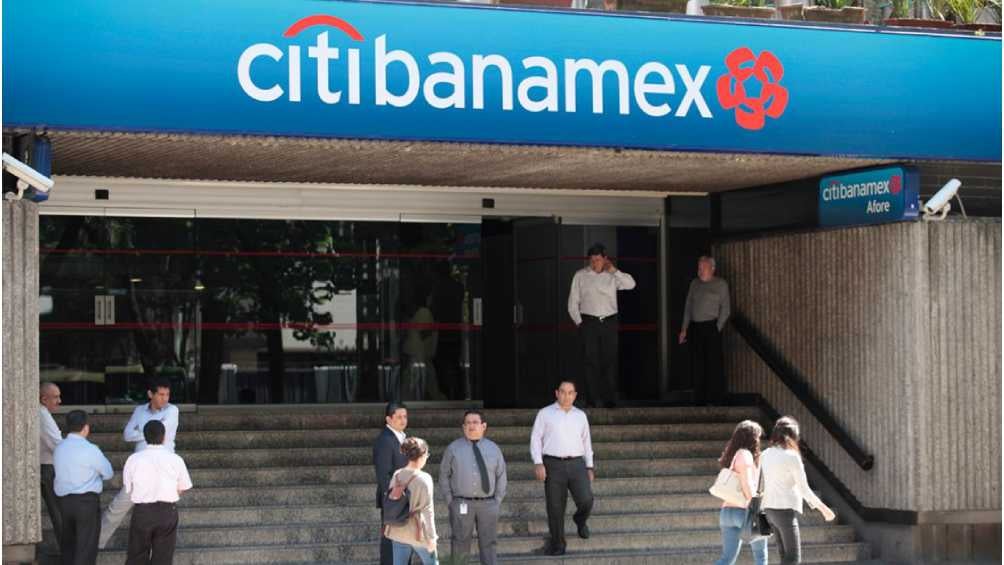 Bancos en plazas comerciales y supermercados si abrirán