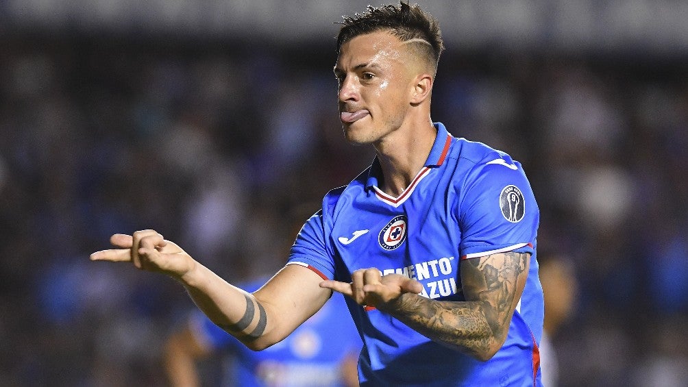 Augusto Lotti quiere tomar el lugar de Santiago Giménez como referente de Cruz Azul