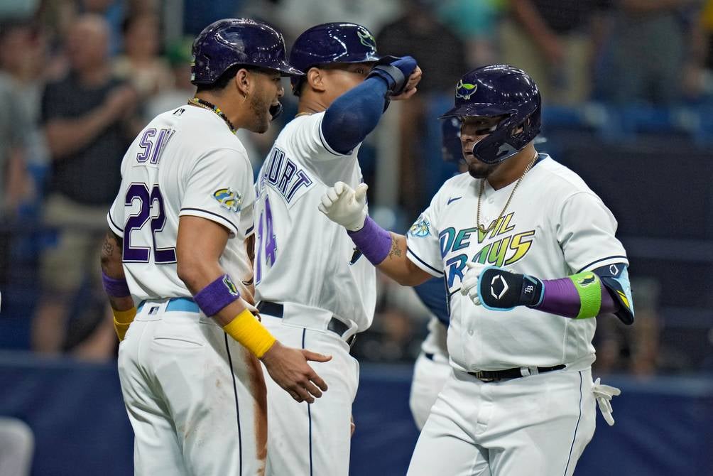 Los Rays celebran la victoria 