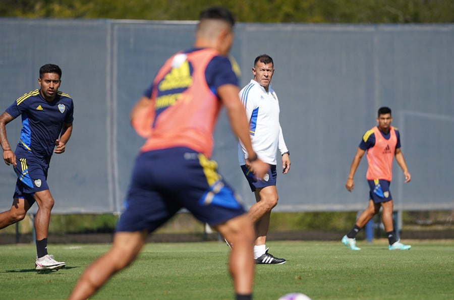 Almieón ya dirige a Boca