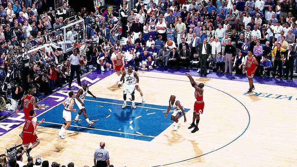 MJ con el tiro ganador ante el Jazz