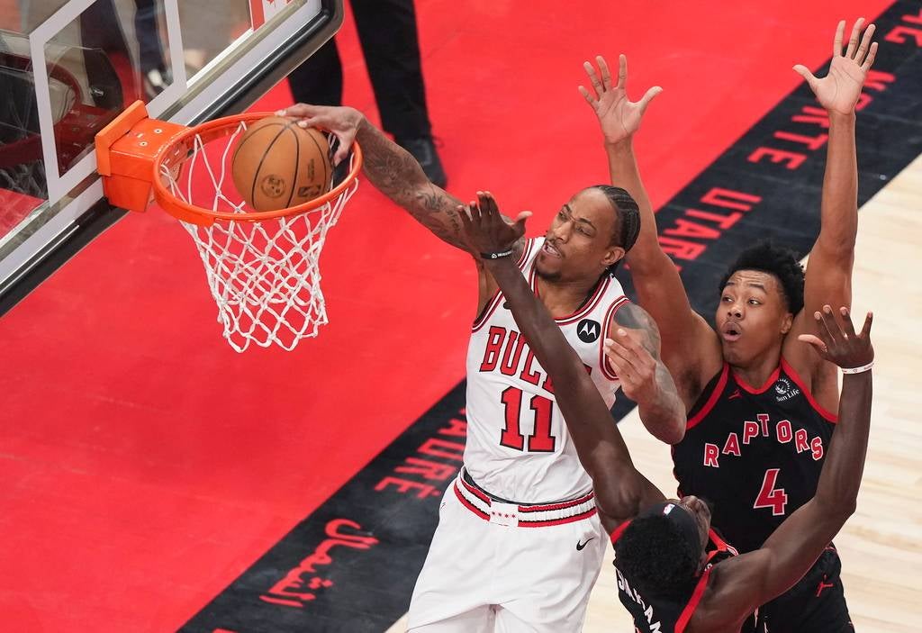  DeMar DeRozan fue la figura del partido