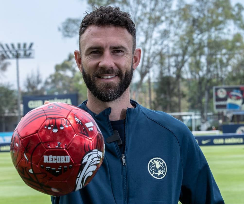 Miguel Layún busca talento en México