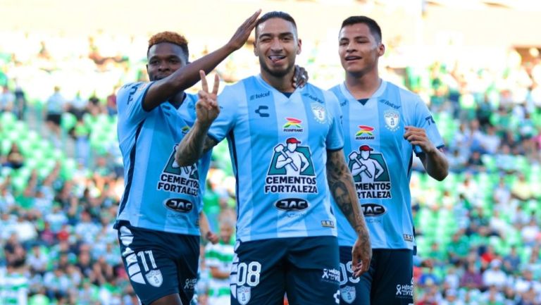 Tuzos celebran un gol