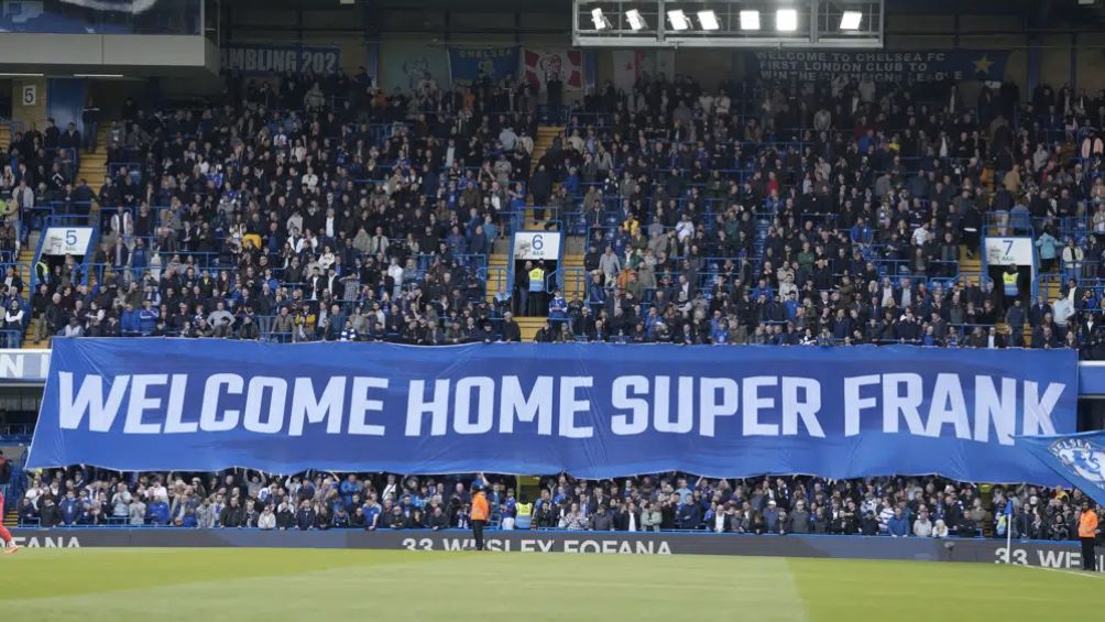 La afición de "The Blues" recibiendo a Frank Lampard