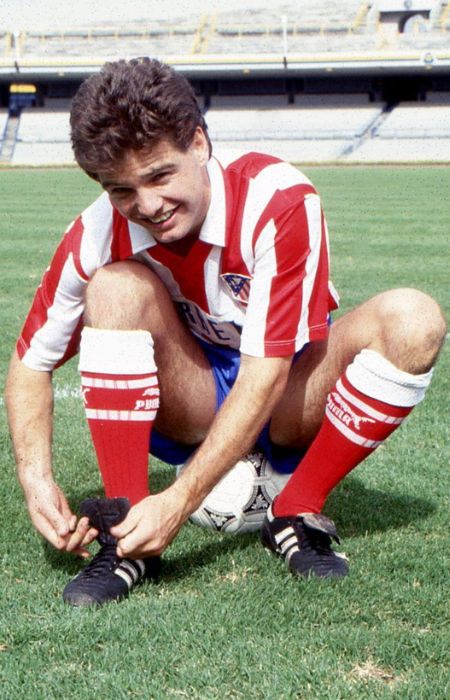 Luis García con el Atlético de Madrid en el Estadio de CU