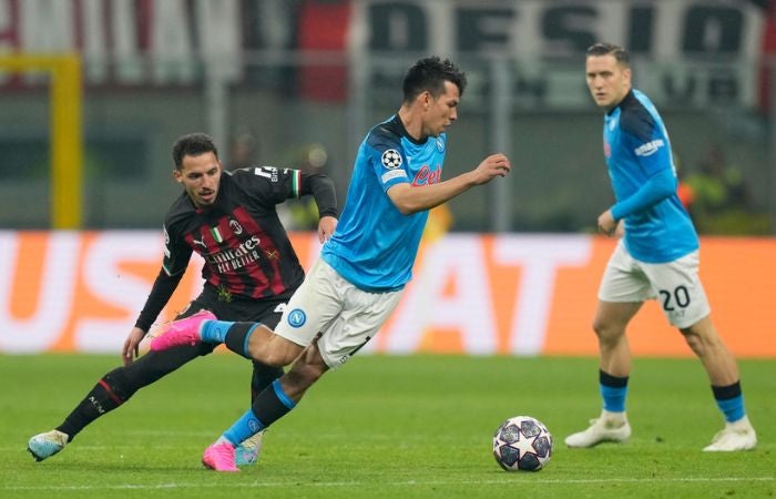 Chucky Lozano en la derrota ante el Milan en Champions League 