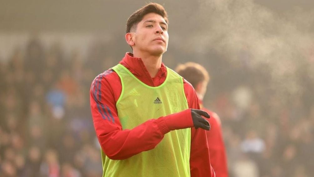 Edson Álvarez en un entrenamiento del Ajax