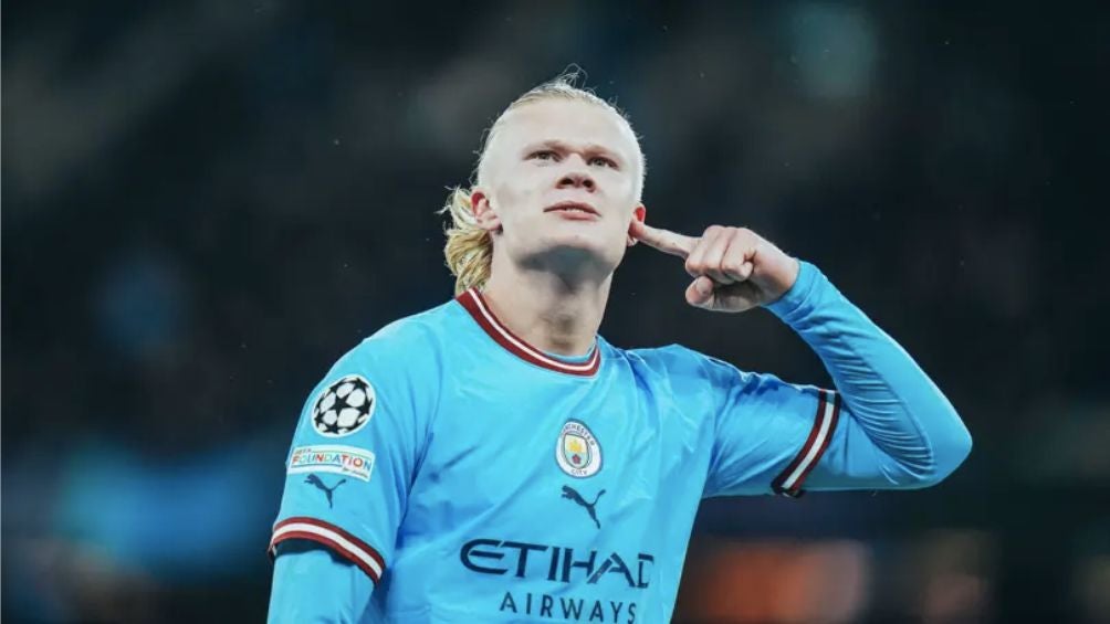 Erling Haalanda celebrando un gol con el Man City