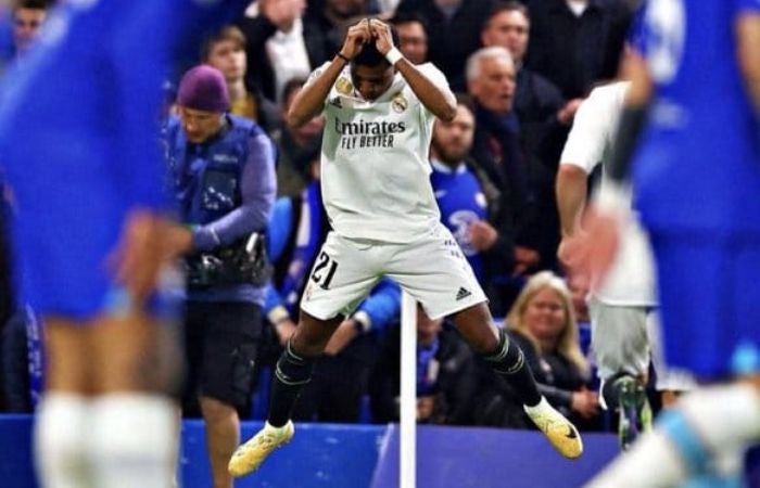 Rodrygo celebrando su primer gol ante Chelsea como Cristiano