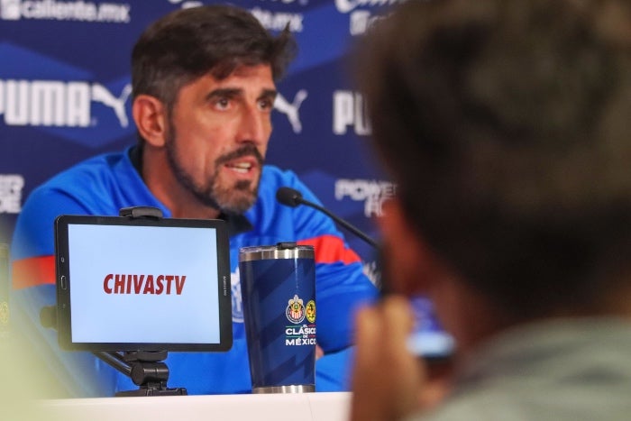 Veljko Paunovic, director técnico de las Chivas