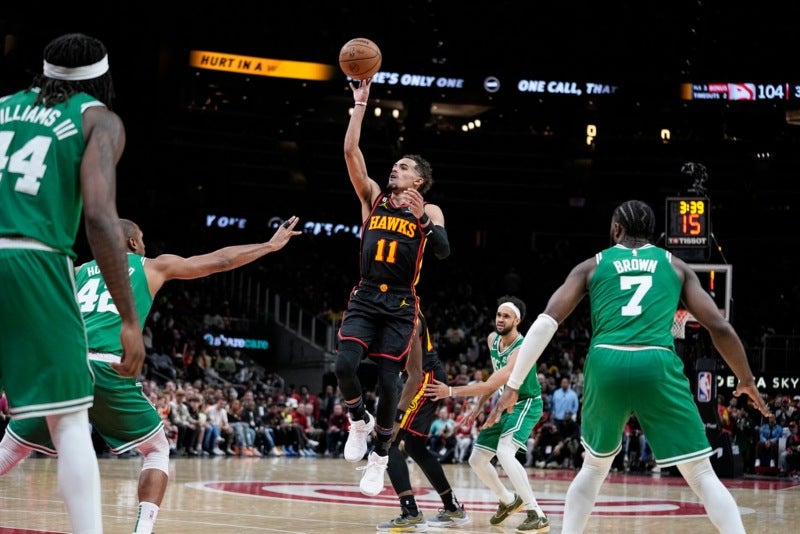 Trae Young no pudo evitar la caída de su equipo