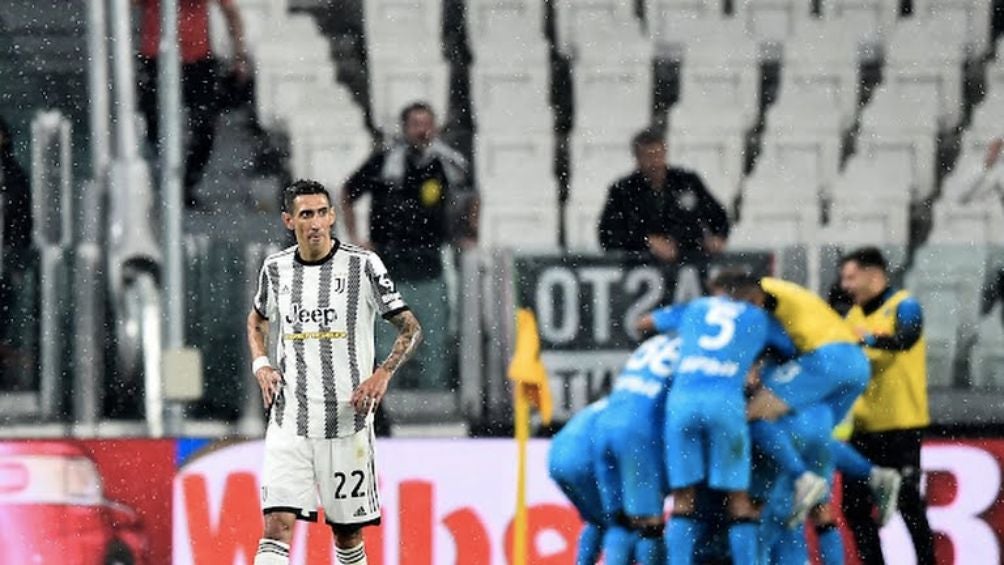 Angel Di Maria después de que el Napoli marcara el gol de la victoria