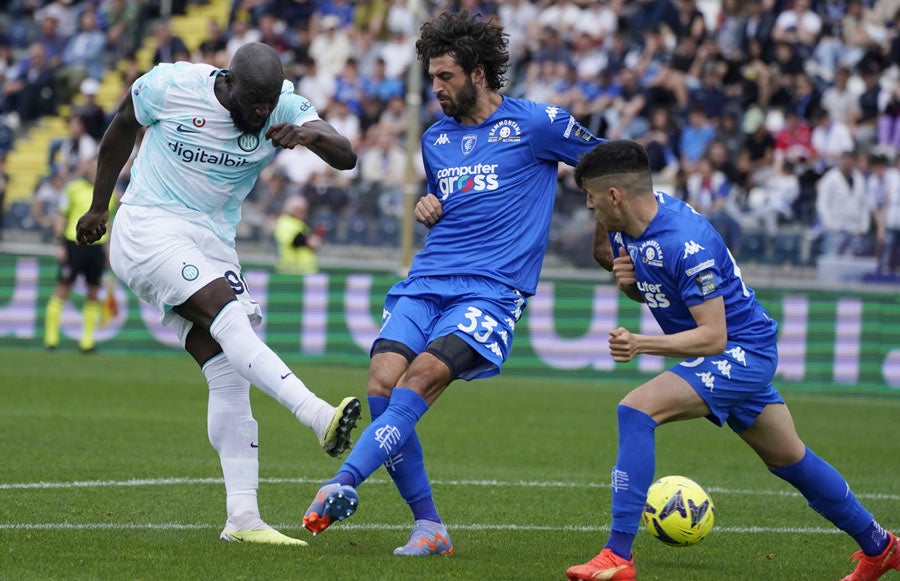 Lukaku dispara ante el Empoli