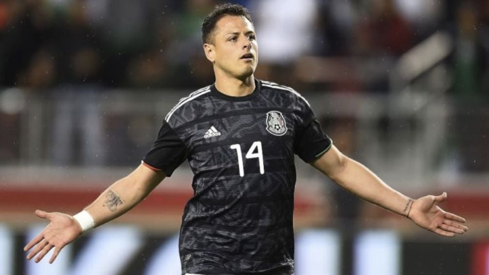 Chicharito en su etapa con la Selección Mexicana