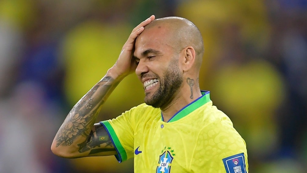 Alves lamenta una falla jugando con Brasil