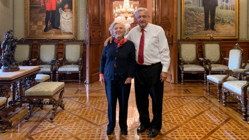 AMLO junto a Elena Ponistowska