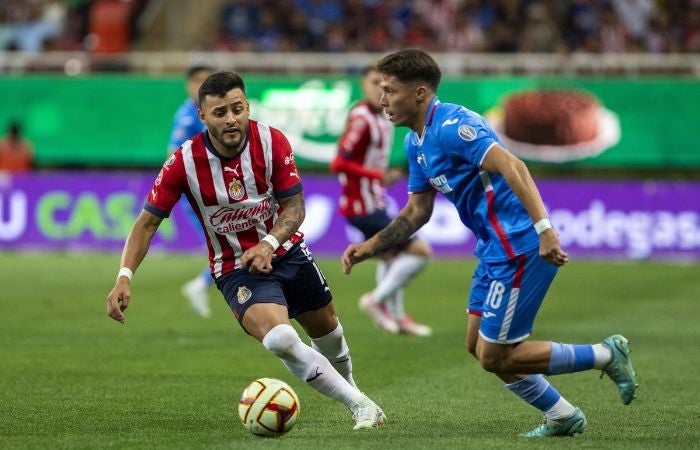 Reodrigo Huescas y Alexis Vega en el Chivas vs Cruz Azul