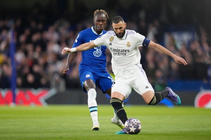 Benzema en el Real Madrid contra Chelsea en la Champions