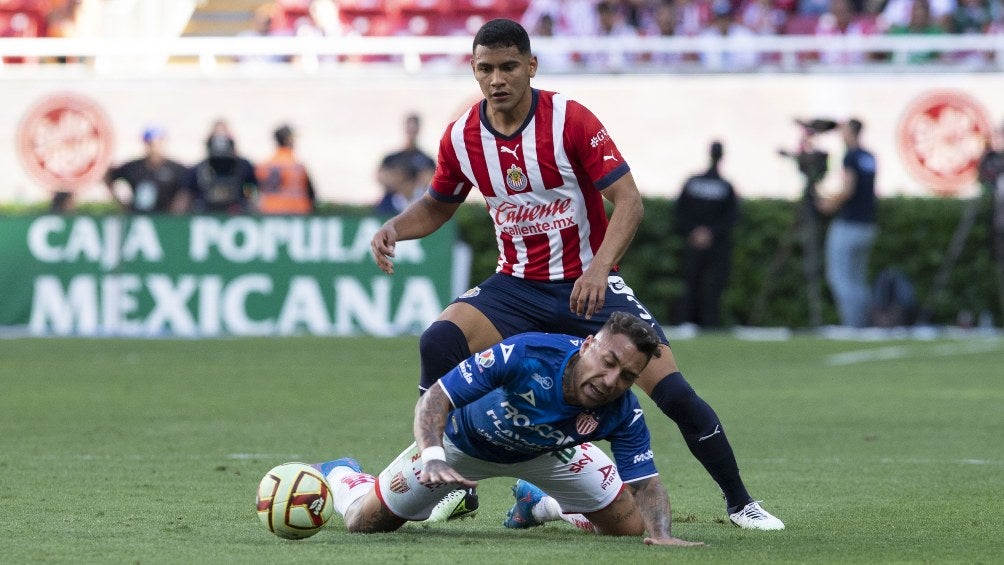 El defensa en juego contra el Necaxa