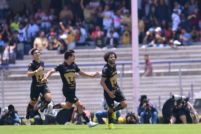 Huerta celebra su gol contra Toluca